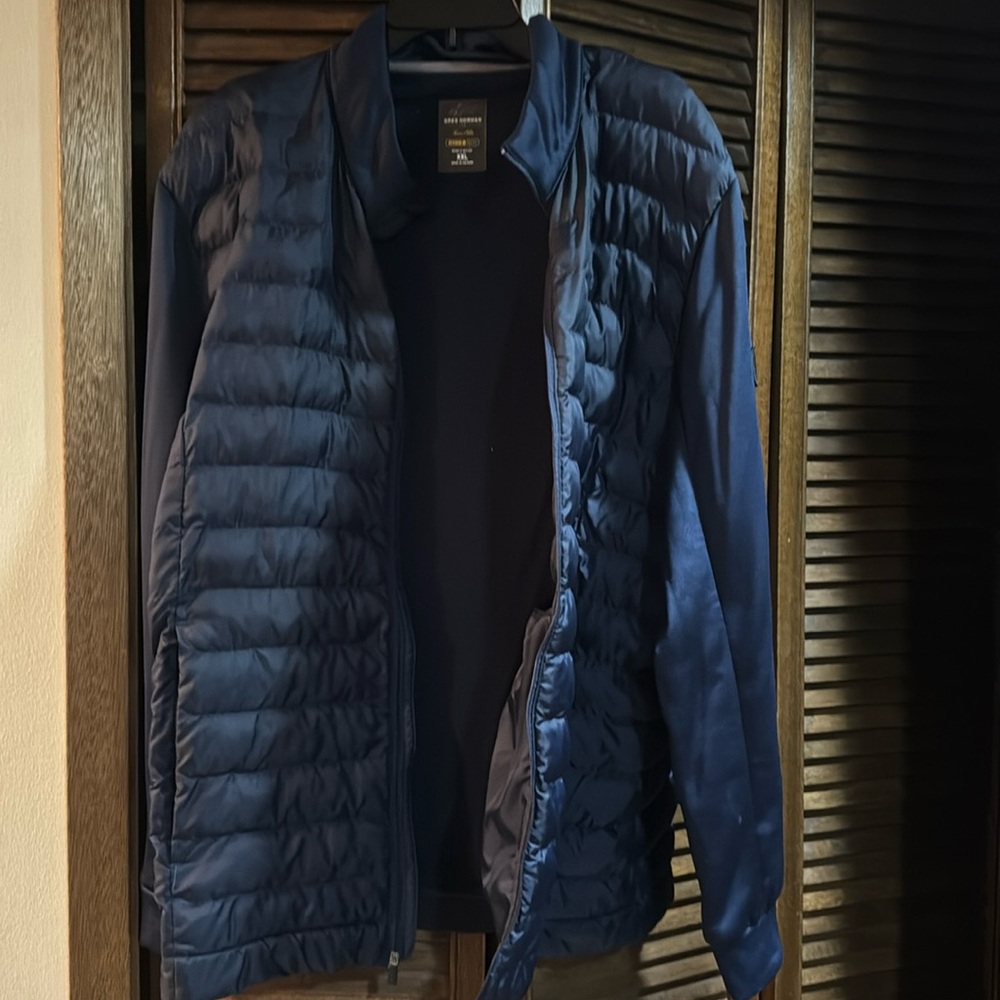 Man, navy blue, Greg Norman, XXL, repel water jacket.